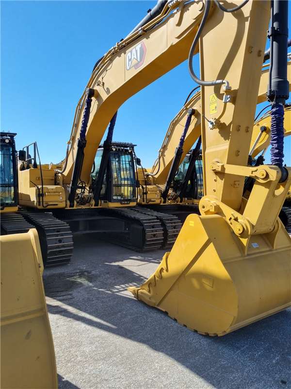 Unused 2022 Cat 350 Hydraulic Excavator)